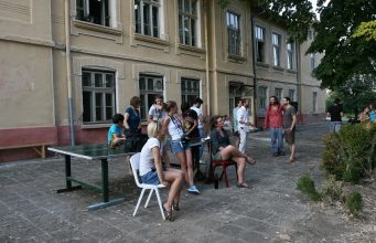 Покана за участие в арт резиденция „Старото училище“ Горна Липница, 4–14.08.2017 г.