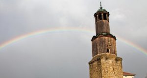 Кметът на община Севлиево д-р Иван Иванов и управителят на фирма „М-ПРЕС“ Мирослав Марков ще открият постоянна изложба „Часовникова кула – 240 години история“