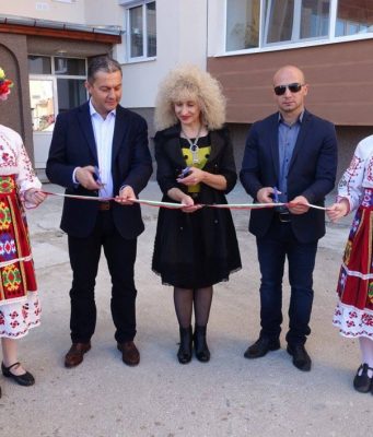 В Севлиево официално беше открит осмият саниран жилищен блок
